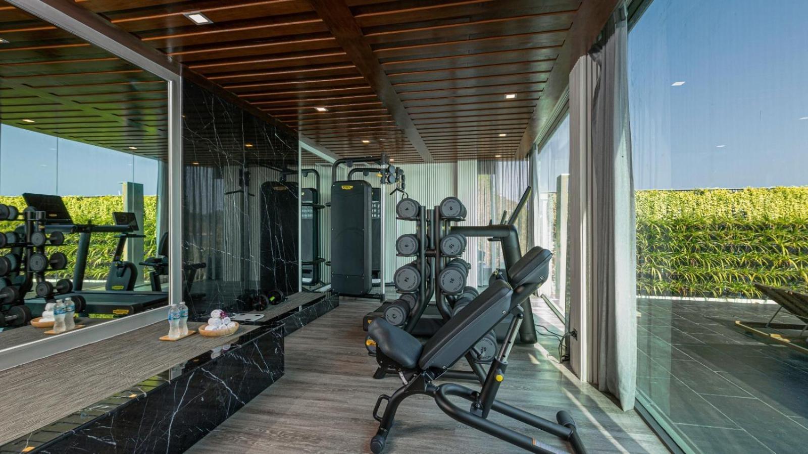 Villa Thousand Cliffs Nai Harn Екстериор снимка
